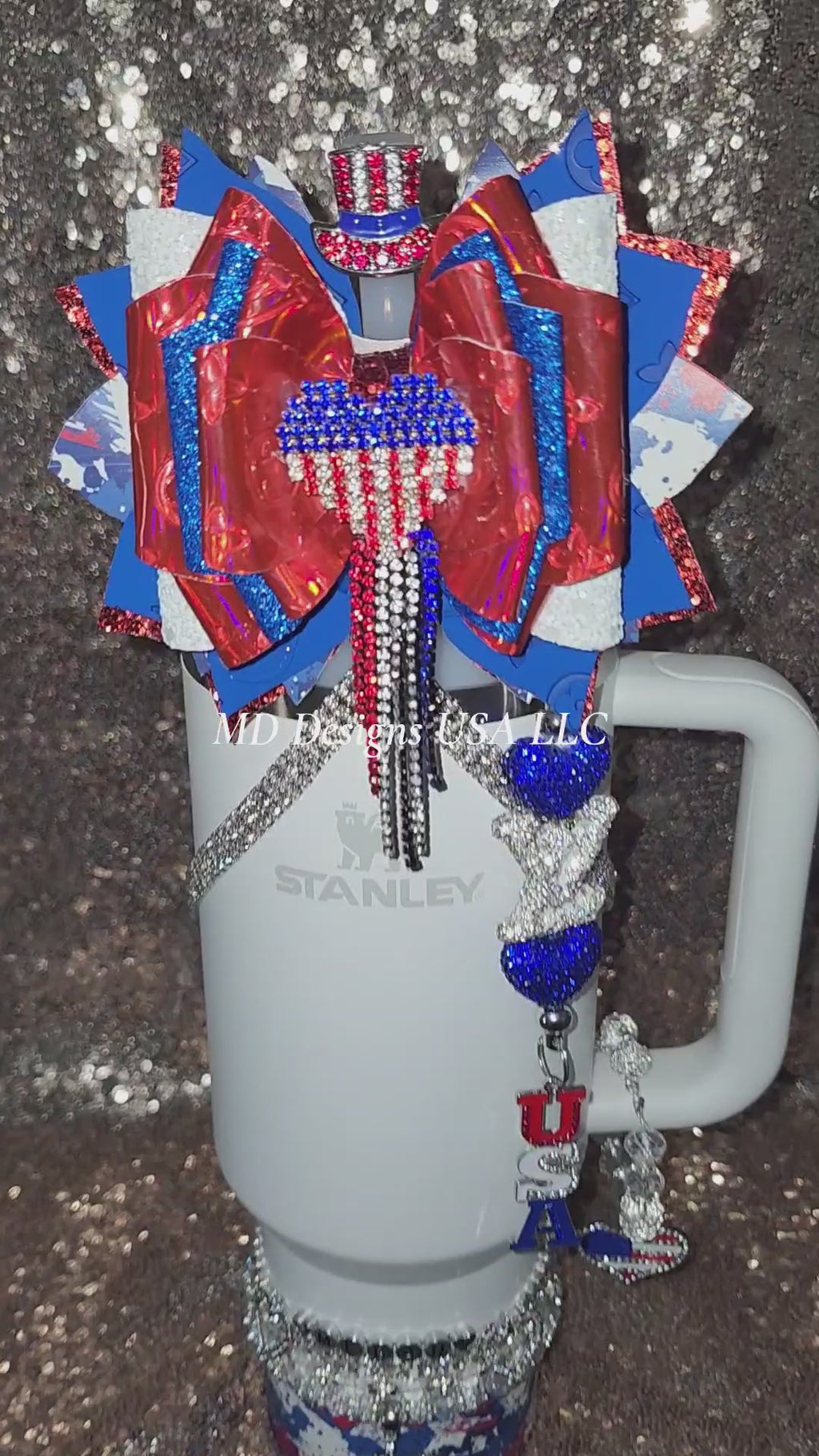 Red, White, and Blue El Vee Accessory Set